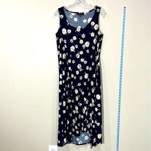Beautiful Dark Blue Floral Print Dress. Size Large.